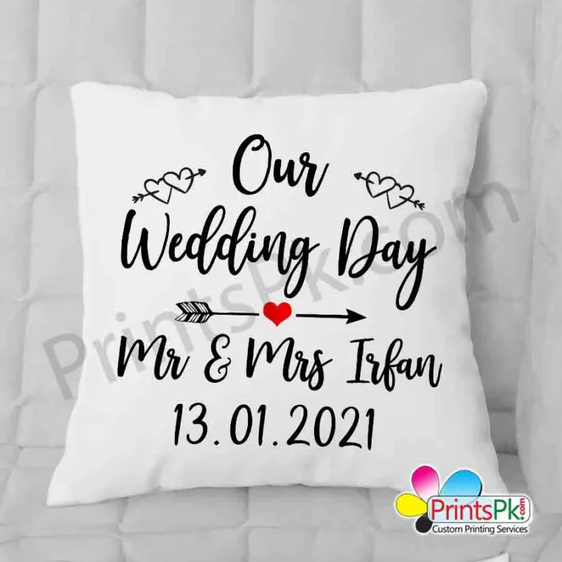 wedding day cushion with wedding date, best wedding gift, Mr. and Mrs. name cushion, Cushion for your love, best gift for your wife, Best gift for your husband